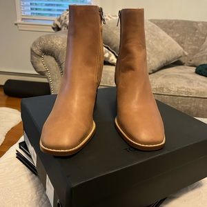 Brand new never worn Tony Bianco westerly leather bootie size 6